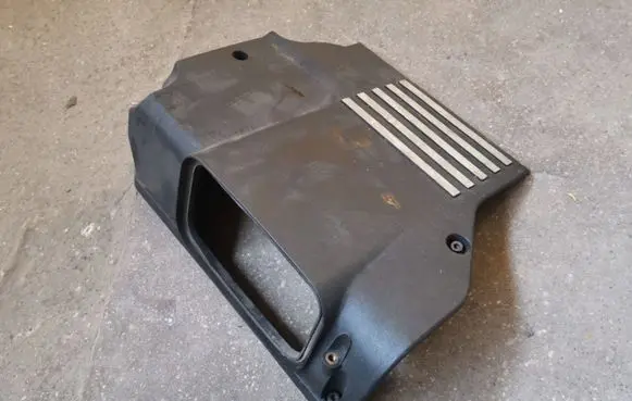 BMW 3 E46 Air filter box cover 2246995 137122469950