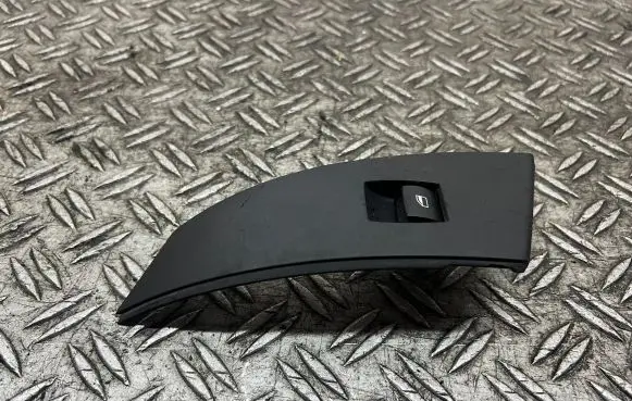 BMW 5 E60 E61 Electric window control switch 15979804