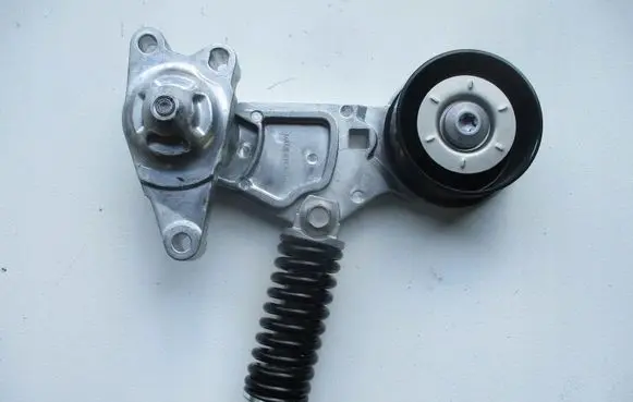 KIA Niro Generator/alternator belt tensioner 2528308HA0