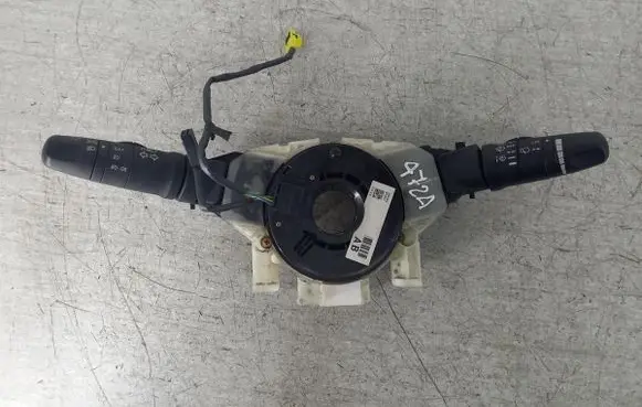Nissan Almera N16 Wiper turn signal indicator stalk/switch 25560BN861