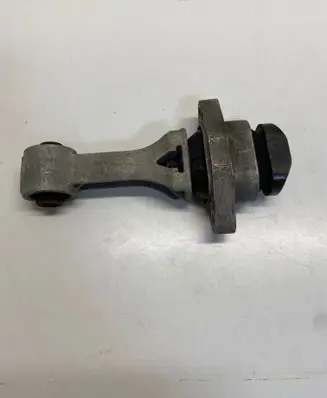 KIA Niro Engine mount bracket