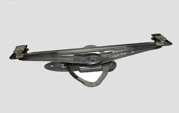 Volvo V50 Front door manual window regulator