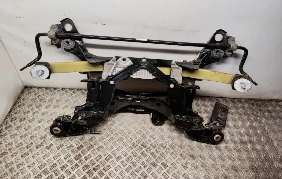 Volvo XC60 Rear subframe 32331539