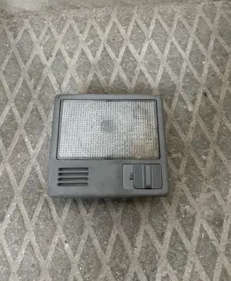 Audi A6 S6 C4 4A Front seat light 443947159 443947105E 135547