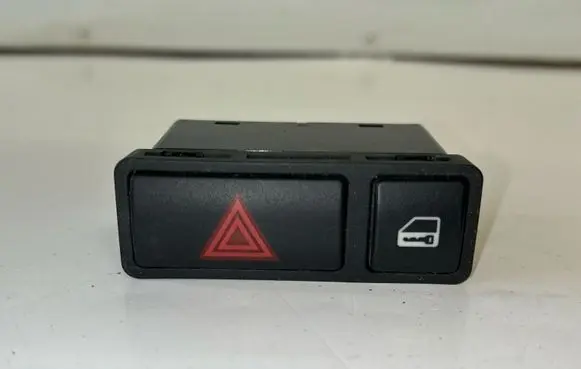 BMW 3 E46 Hazard light switch 8368920