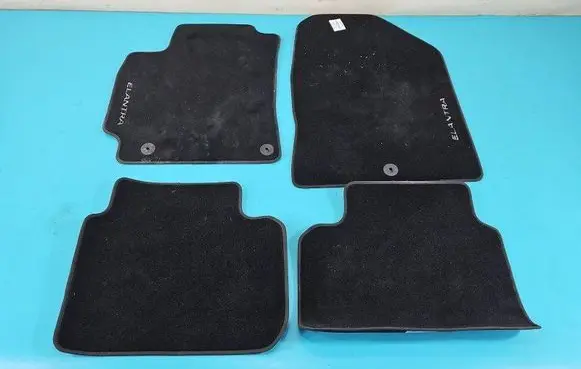 Hyundai Elantra Front floor mat F2143ADD00 IMPRK1451452