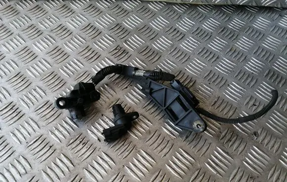 Volvo V50 Crankshaft position sensor 30751292 8658726