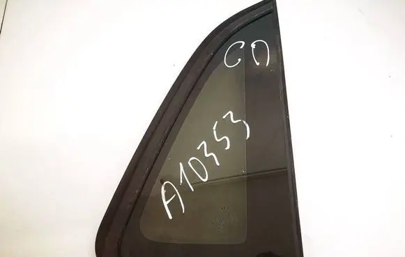 Volkswagen Cross Polo Rear side window as2