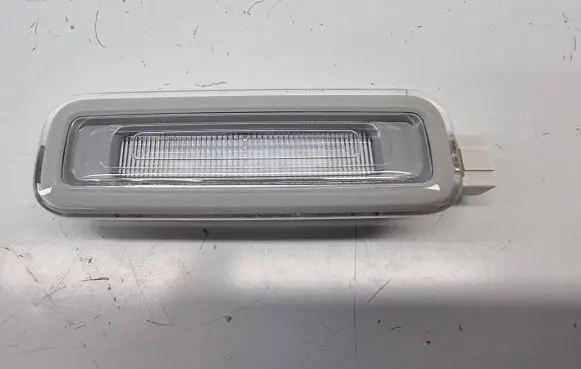 Audi Q7 4M Front seat light 4M0947105