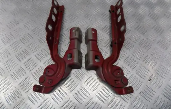 Citroen DS4 Engine bonnet/hood hinges