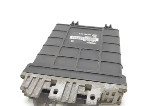 Volkswagen Golf III Engine control unit/module 1H0907311C 0261200714