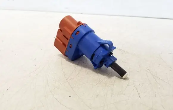Fiat Tipo Brake pedal sensor switch 50512681