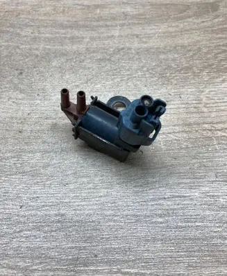 Subaru Legacy Turbo solenoid valve 1846000350