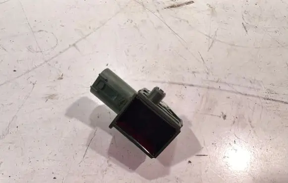 Mercedes-Benz E W212 Airbag deployment crash/impact sensor A1729056000