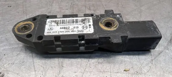 Mercedes-Benz E W211 Airbag deployment crash/impact sensor 0028201326 44842015