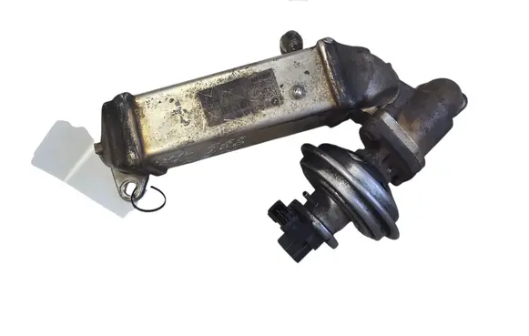 BMW 1 E81 E87 EGR valve cooler 780518902