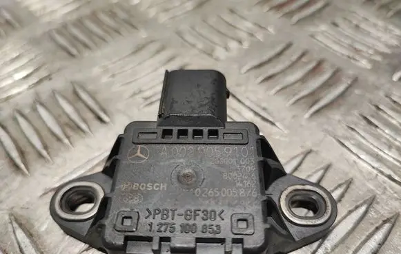 Mercedes-Benz E W212 ESP acceleration yaw rate sensor A0009059101