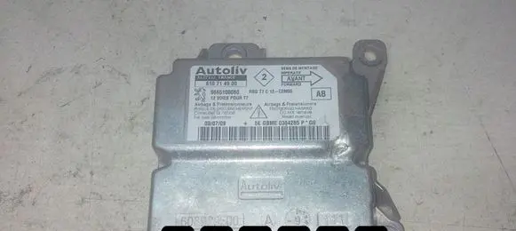 Peugeot 308 Engine control unit/module 9665100080