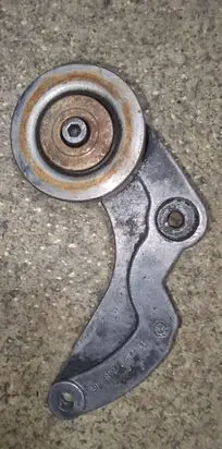 BMW 5 E39 Generator/alternator bracket 11282248561 2248561