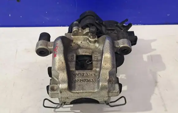 Volvo S60 Rear brake caliper 32217363 32217640