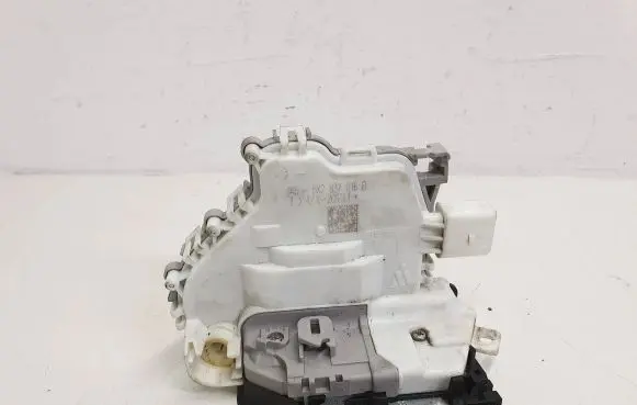 Audi TT TTS RS Mk3 8S Front door lock 8X2837016B