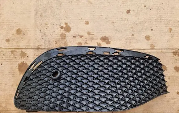 Mercedes-Benz E W213 Front bumper lower grill A2138850822