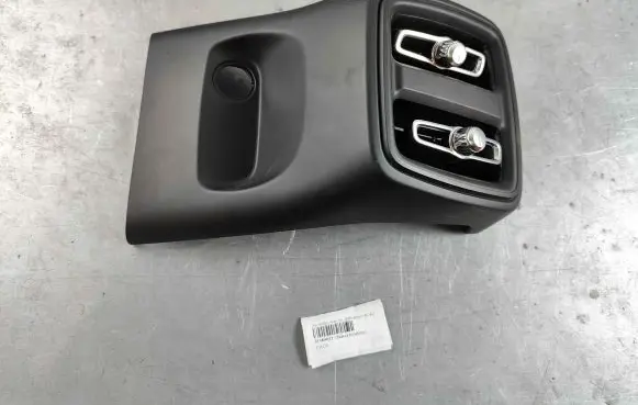 Volvo XC40 Rear air vent grill 31469033