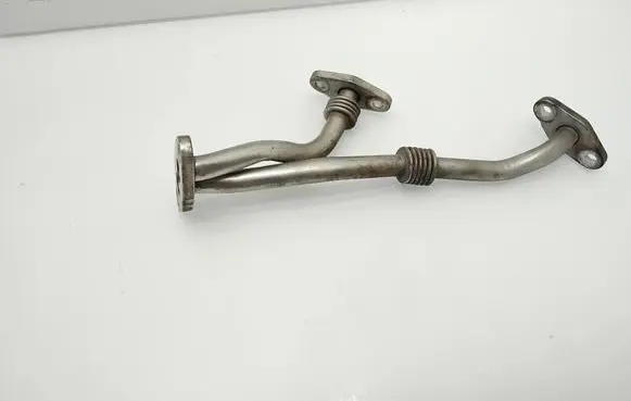 Mercedes-Benz E W212 Turbo turbocharger oiling pipe/hose A6511800722