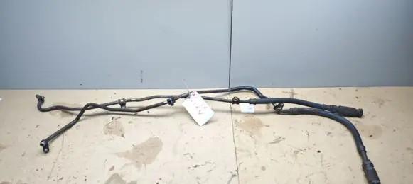 Mercedes-Benz E W211 Gearbox oil cooler pipe/hose A2112700027 A2112702396