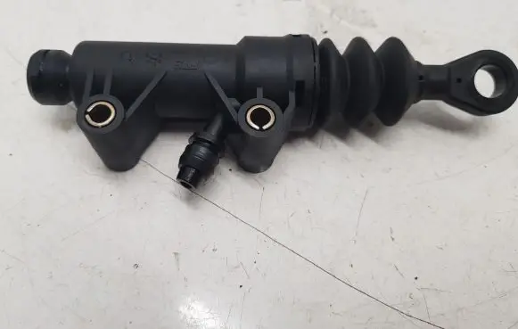 Mini One - Cooper R50 - 53 Clutch master cylinder 21526758825 13670610