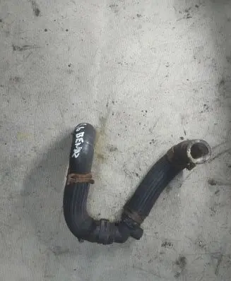 Volkswagen Touran I Engine coolant pipe/hose 922440