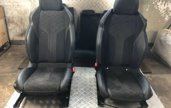 Seat set
