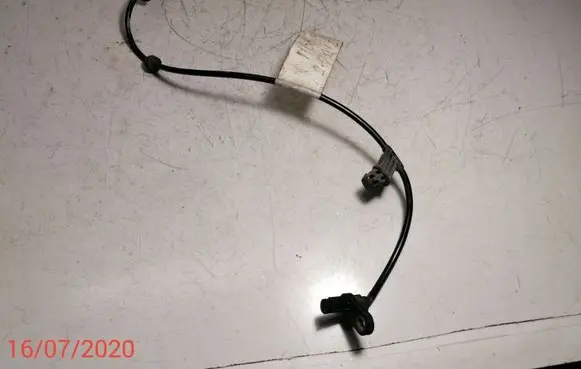 Mercedes-Benz A W169 ABS rear brake sensor A1695400817