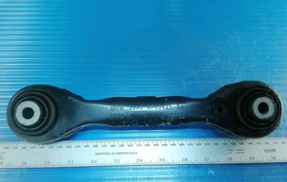 BMW 1 E81 E87 Rear control arm 6765425