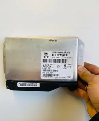 Audi A4 S4 B6 8E 8H Gearbox control unit/module 8E0927156G