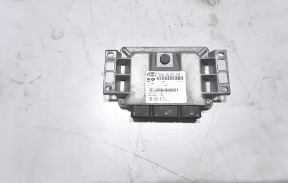 Renault Megane II Engine control unit/module 9653979480