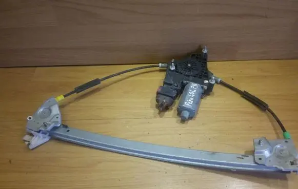 Peugeot 406 Front door window regulator with motor 9631808280
