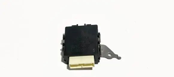 Toyota C-HR I Window wiper relay 85940F4010 5399RRR