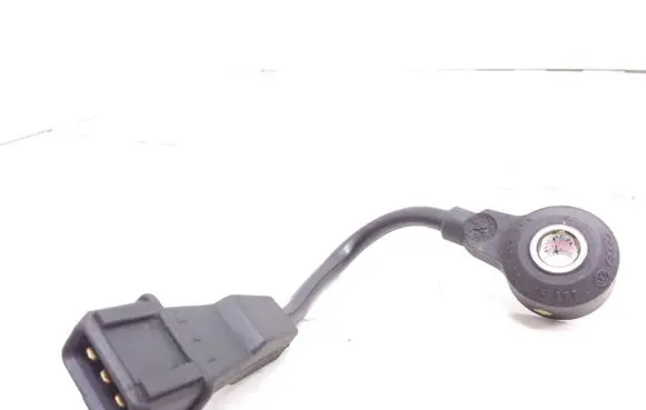 Audi A3 S3 8L Detonation knock sensor 06A905377