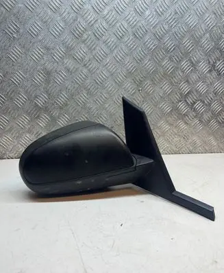 Mitsubishi Colt Front door electric wing mirror 7632A164