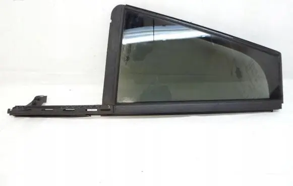 Citroen C4 Grand Picasso Rear side window 9676915380
