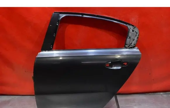 Peugeot 508 RXH Rear door 