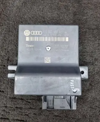 Audi Q7 4L Gateway control module 4L0907468A 4L0910468