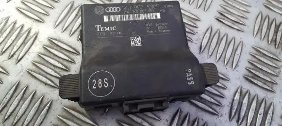 Volkswagen Golf V Other control units/modules 1K0907530F 1K0907951