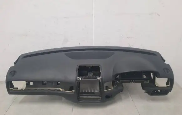 Volkswagen Touareg II Dashboard 7P2857181 7P2858295 TY215001R0000