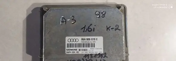 Audi A3 S3 8L Engine control unit/module 06A906019E 5WP432403