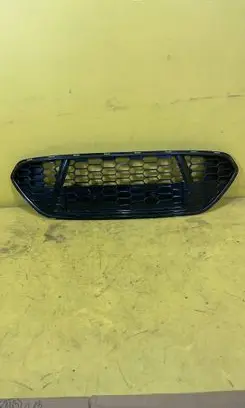 Ford Mondeo MK IV Front grill BS7J7081AA