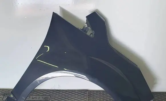Ford C-MAX II Fender