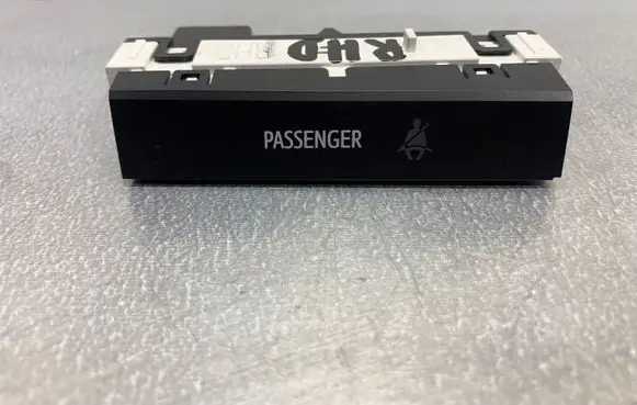 Toyota Prius (XW30) Other devices 8315047130