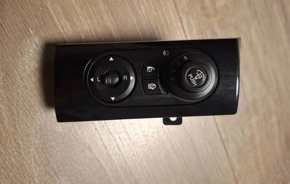 Chevrolet Captiva Light switch DVDV